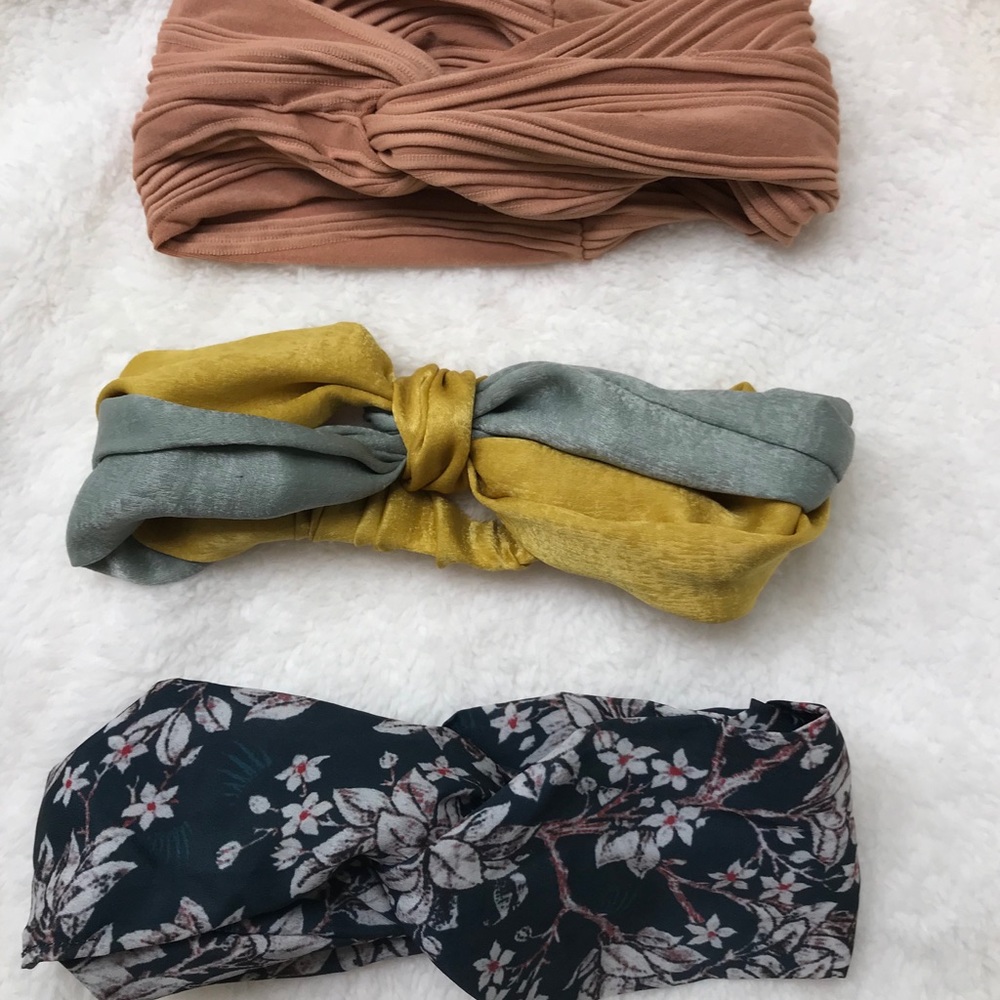 3 head bands for 7$